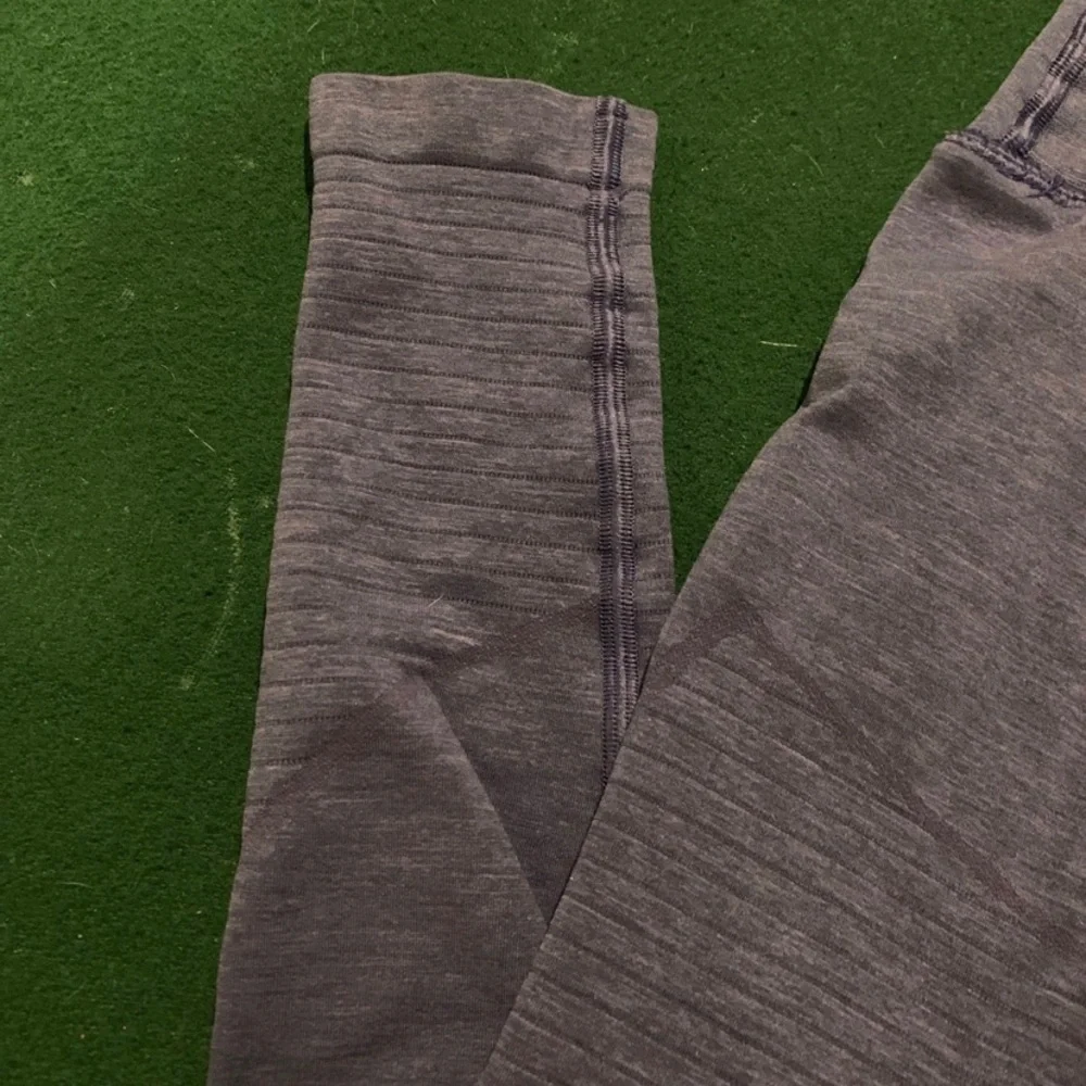 Alphalete Xs leggings - Picture 3 of 6